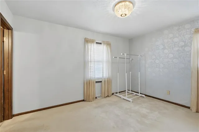 $215,000 | 1229 Michele Drive, Excelsior Springs, MO 64024