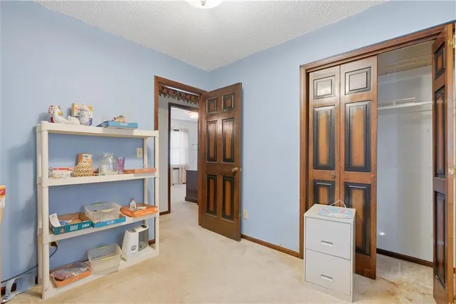 $215,000 | 1229 Michele Drive, Excelsior Springs, MO 64024