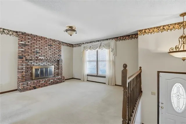 $215,000 | 1229 Michele Drive, Excelsior Springs, MO 64024