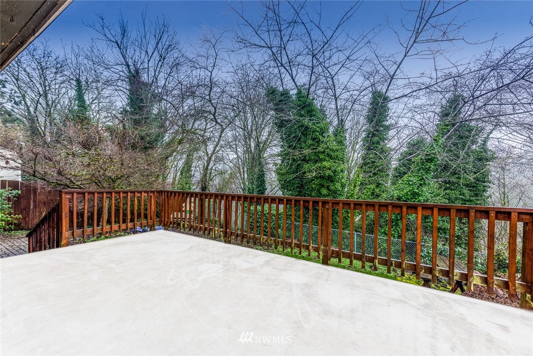 10615 Rustic Road South Seattle, WA 98178 - Photo 15 of 15