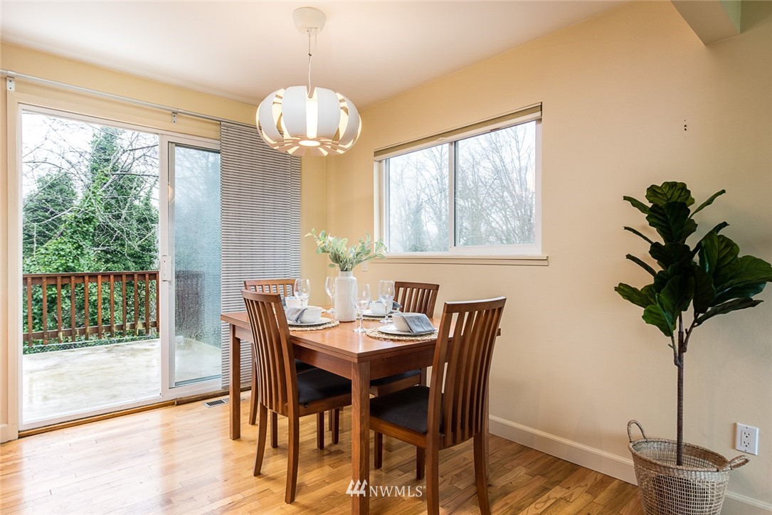 10615 Rustic Road South Seattle, WA 98178 - Photo 6 of 15