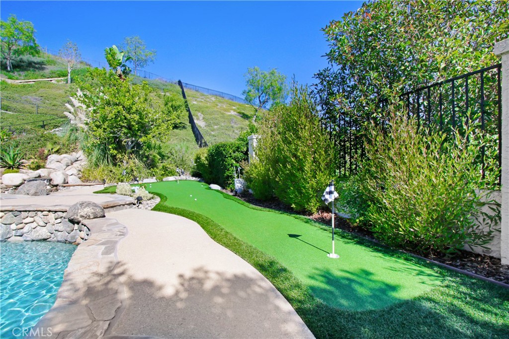 12036 Wood Ranch Road Granada Hills, CA 91344 - Photo 44 of 55 3 Hole putting green