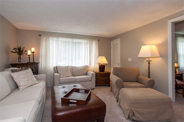1317 Trapelo Road Waltham, MA 02451 - Photo 7 of 23