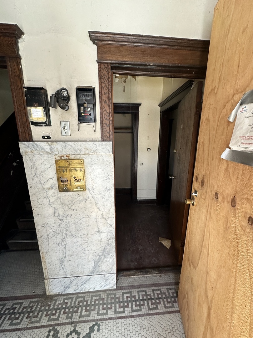 7425 South Harvard Avenue Chicago, IL 60621 - Photo 19 of 31 a view of washer and dryer