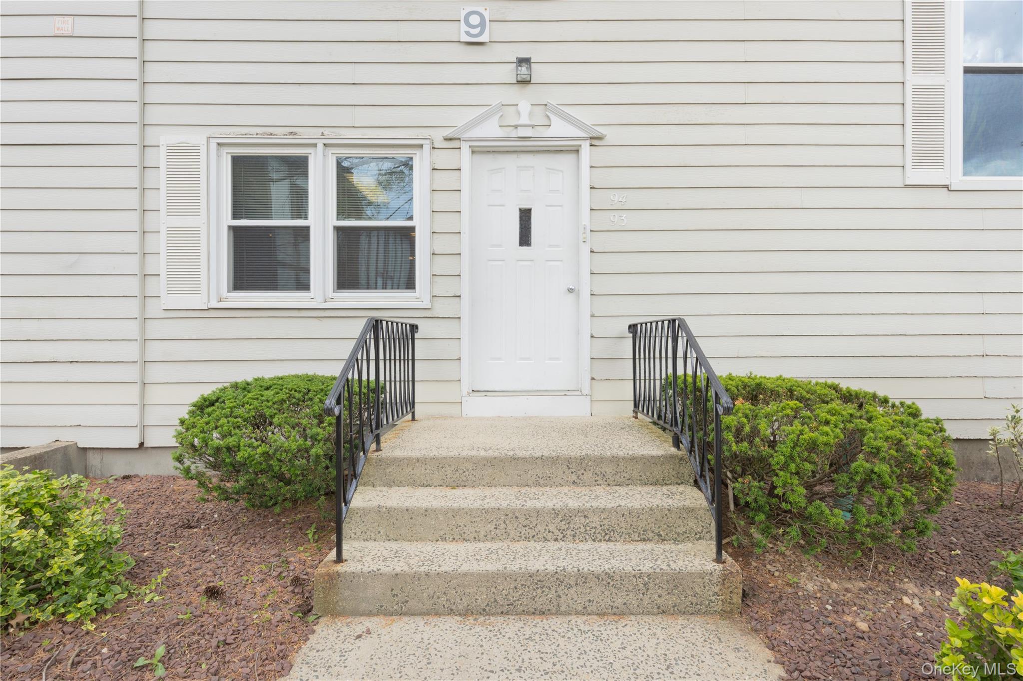 135 West Nyack Road, Unit 93 Nanuet, NY 10954 - Photo 2 of 17