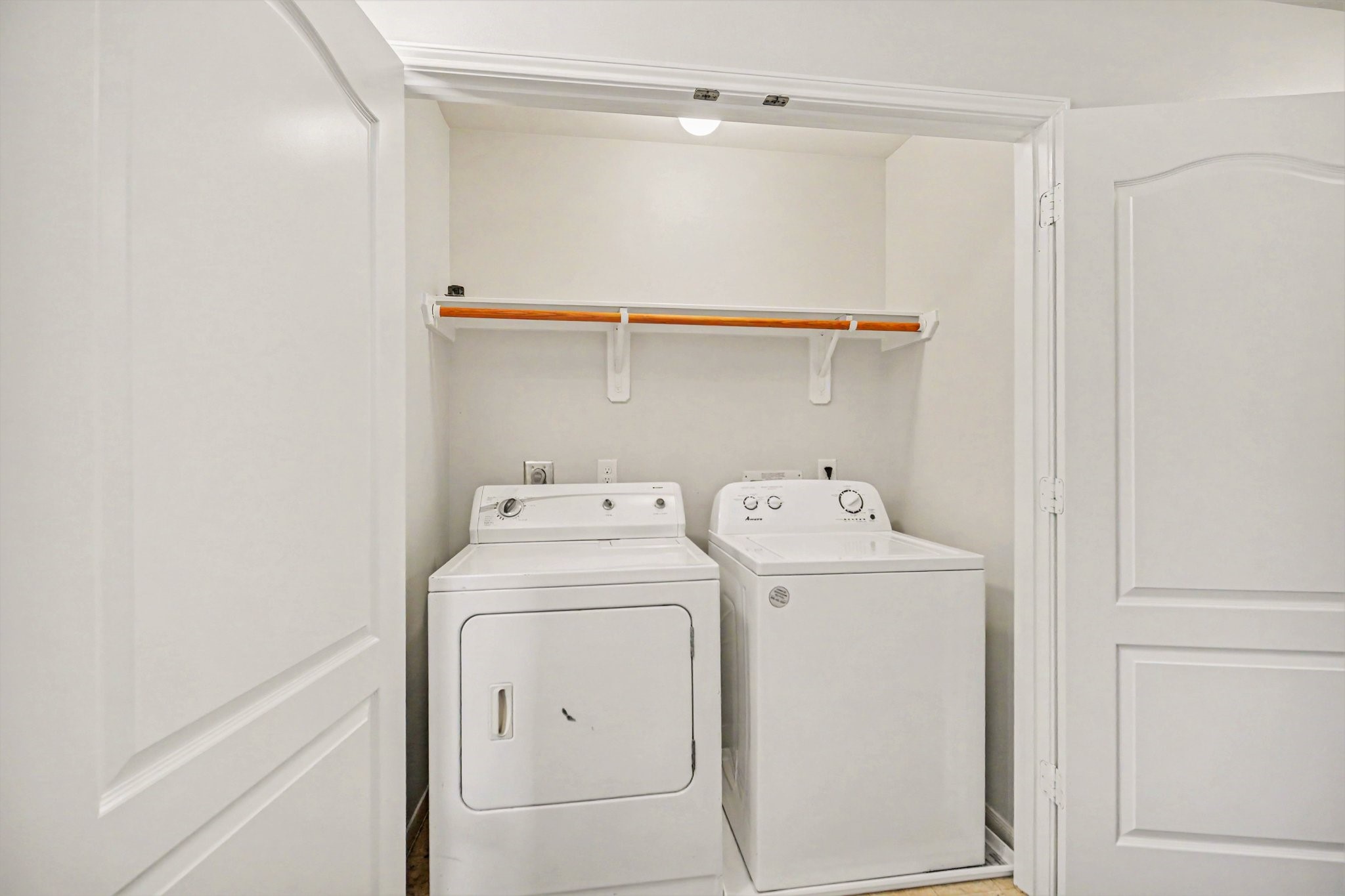 7419 Hollister Ridge Houston, TX 77040 - Photo 17 of 27 Laundry room is conveniently located on the second floor close to all bedrooms.