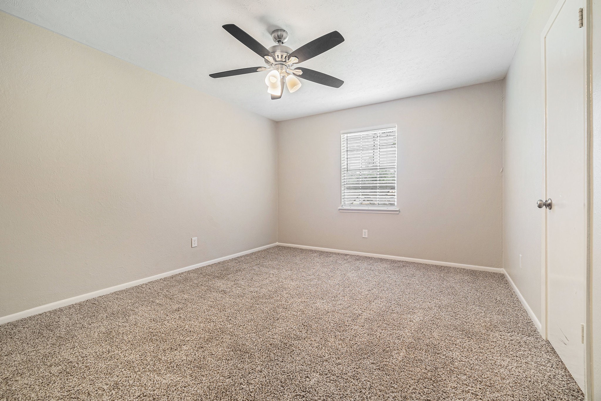 543 Cane River Lane Conroe, TX 77302 - Photo 15 of 25