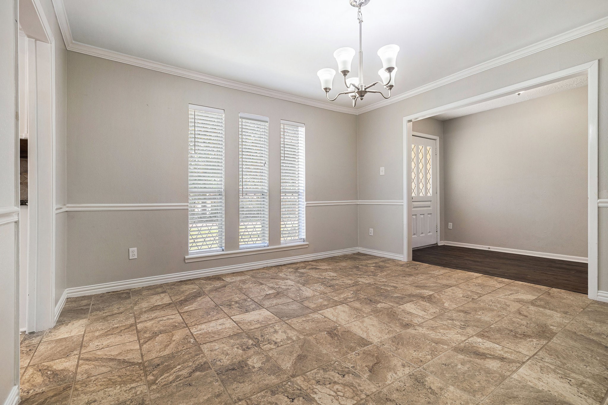 543 Cane River Lane Conroe, TX 77302 - Photo 3 of 25