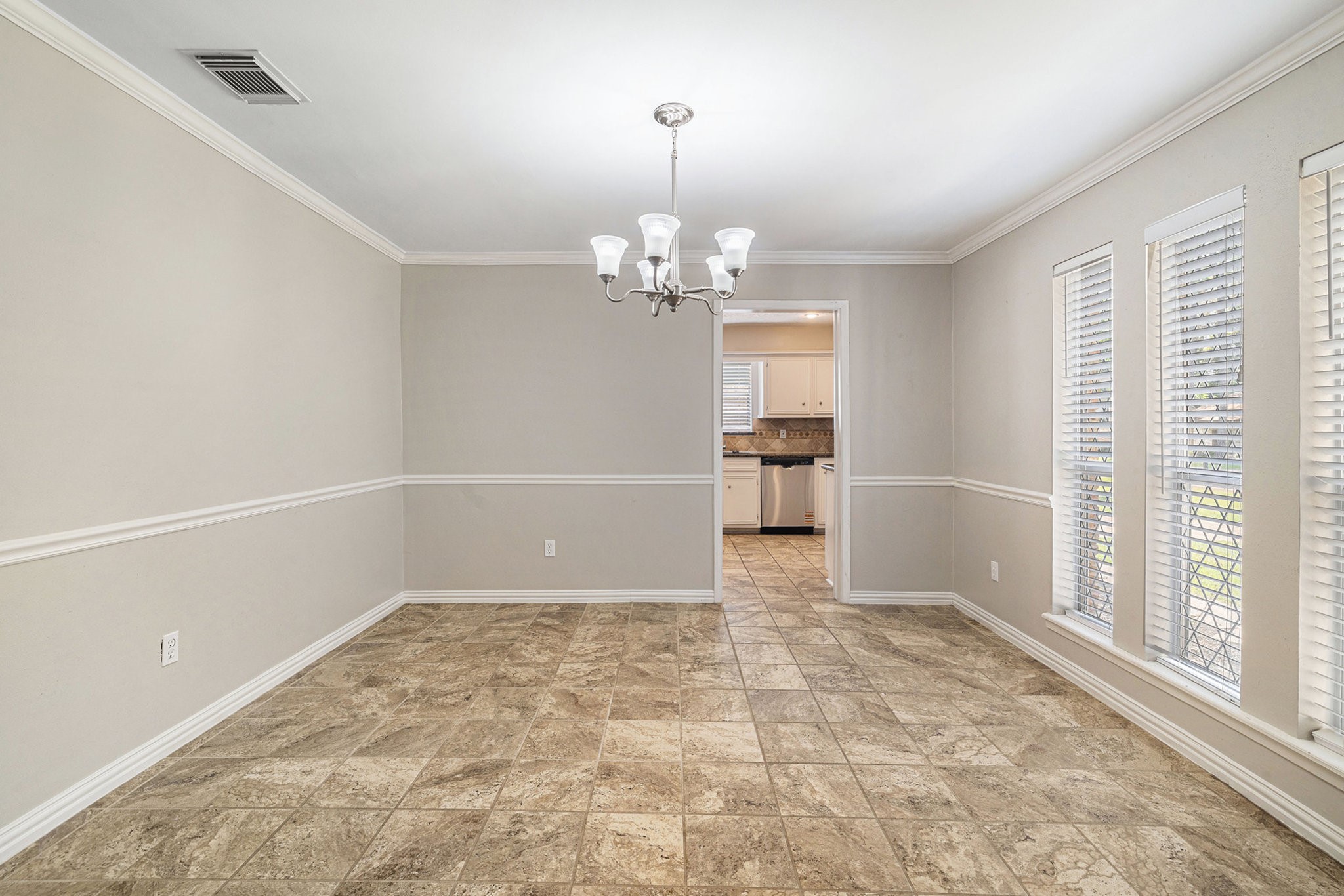 543 Cane River Lane Conroe, TX 77302 - Photo 4 of 25