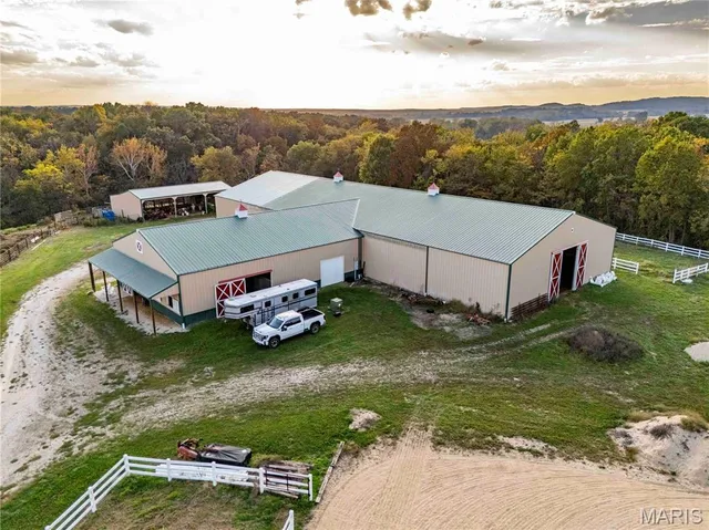 $1,395,000 | 24606 Pike 248, Louisiana, MO 63353