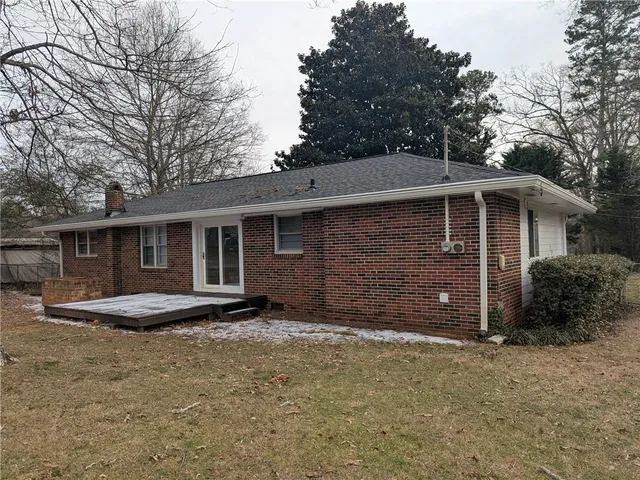 $1,950 | 409 Samaritan Drive, Cumming, GA 30040