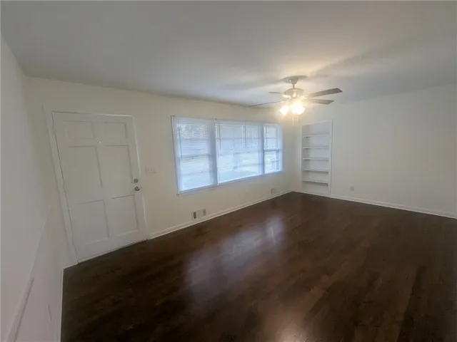 $1,950 | 409 Samaritan Drive, Cumming, GA 30040