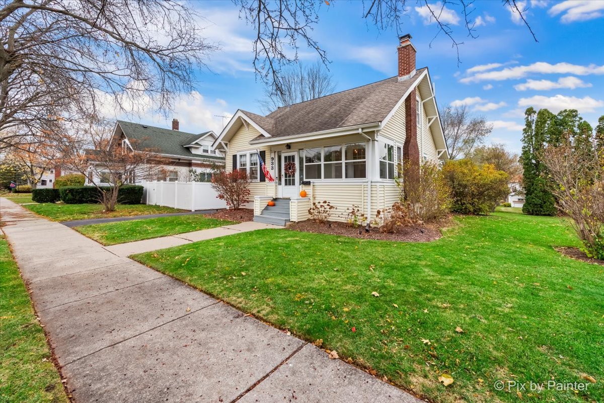 933 Augusta Avenue Elgin, IL 60120 - Photo 17 of 23