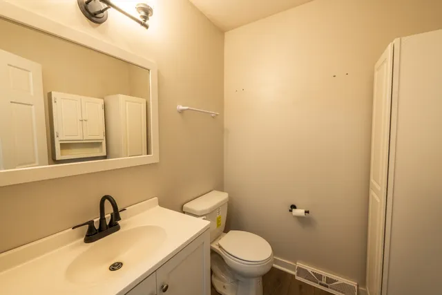 $204,900 | 269 Karen Court, Hartford, WI 53027