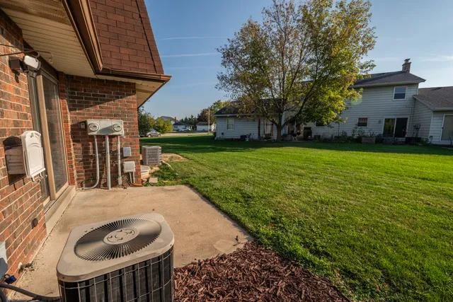 $204,900 | 269 Karen Court, Hartford, WI 53027