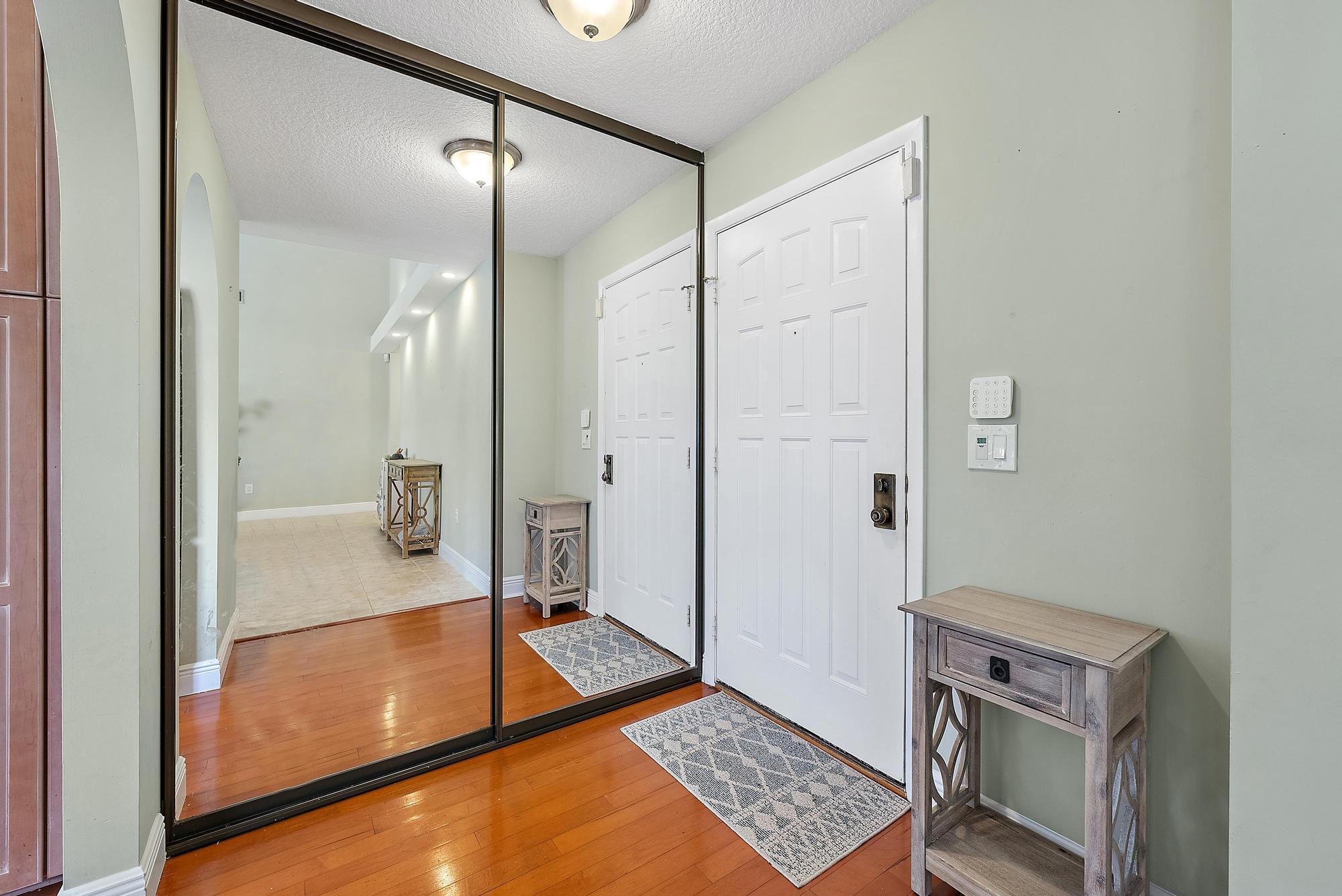 256 Ridge Road Jupiter, FL 33477 - Photo 11 of 26 256 Ridge Road-1