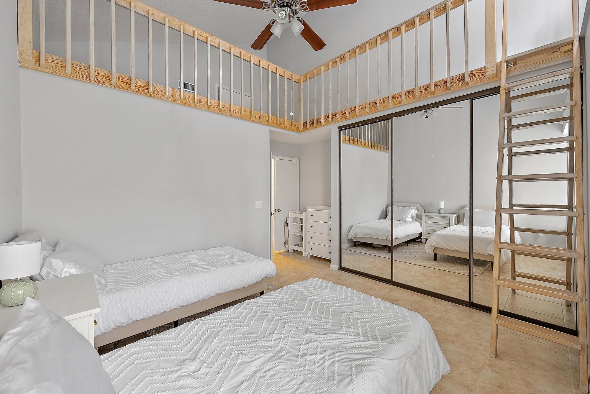 256 Ridge Road Jupiter, FL 33477 - Photo 17 of 26 256 Ridge Road-14