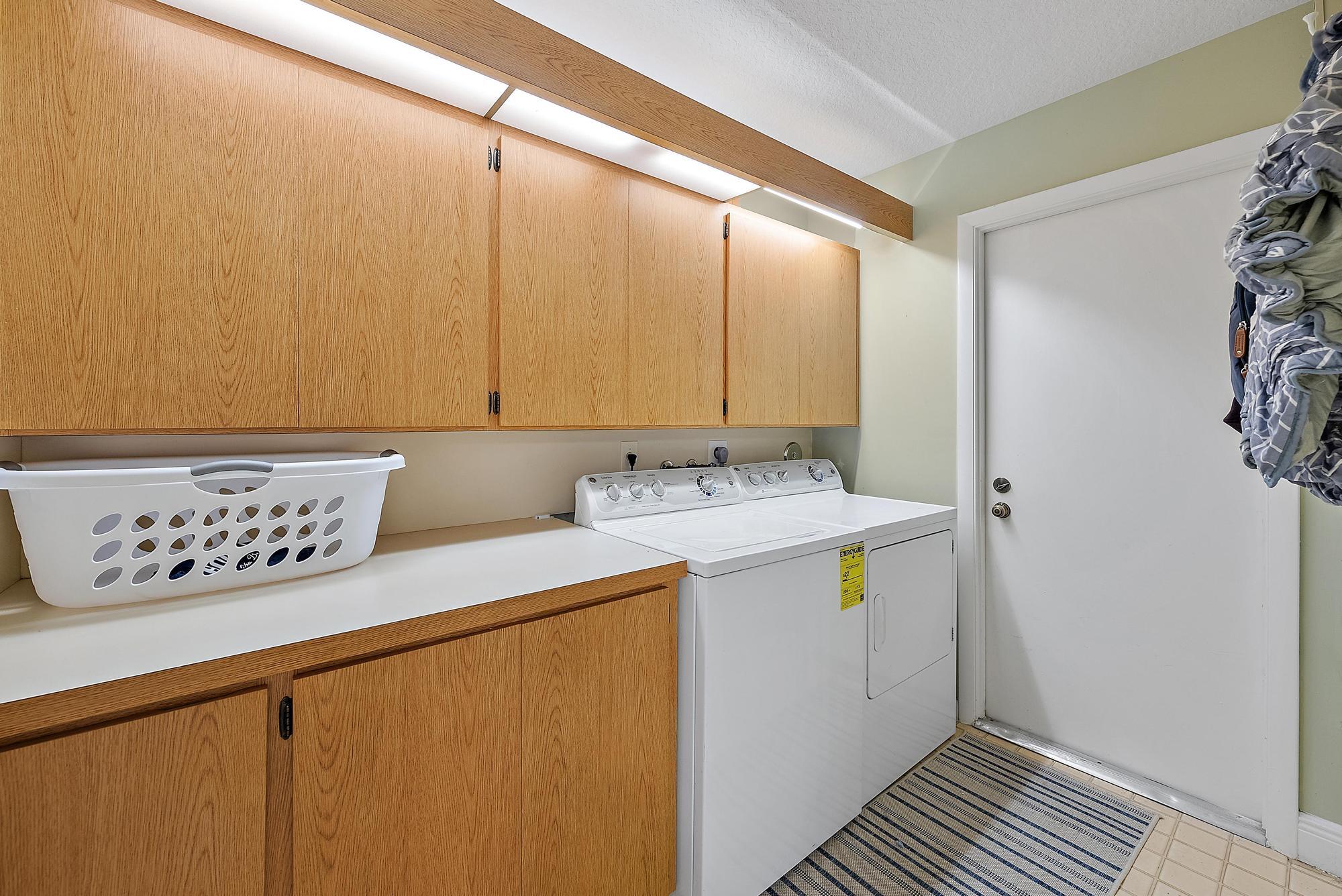 256 Ridge Road Jupiter, FL 33477 - Photo 20 of 26 256 Ridge Road-16