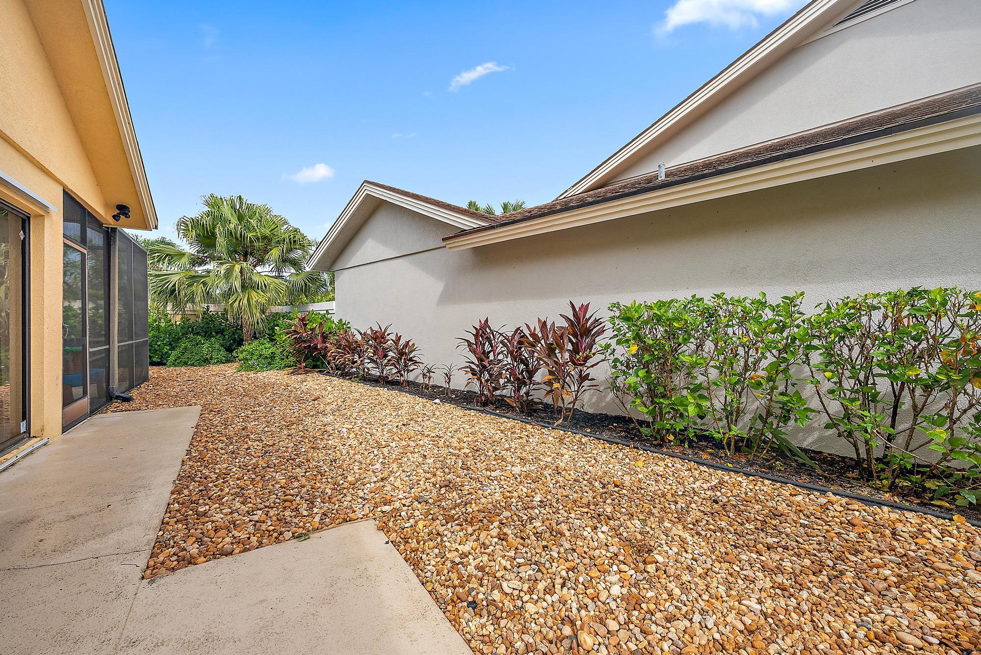 256 Ridge Road Jupiter, FL 33477 - Photo 21 of 26 256 Ridge Road-20