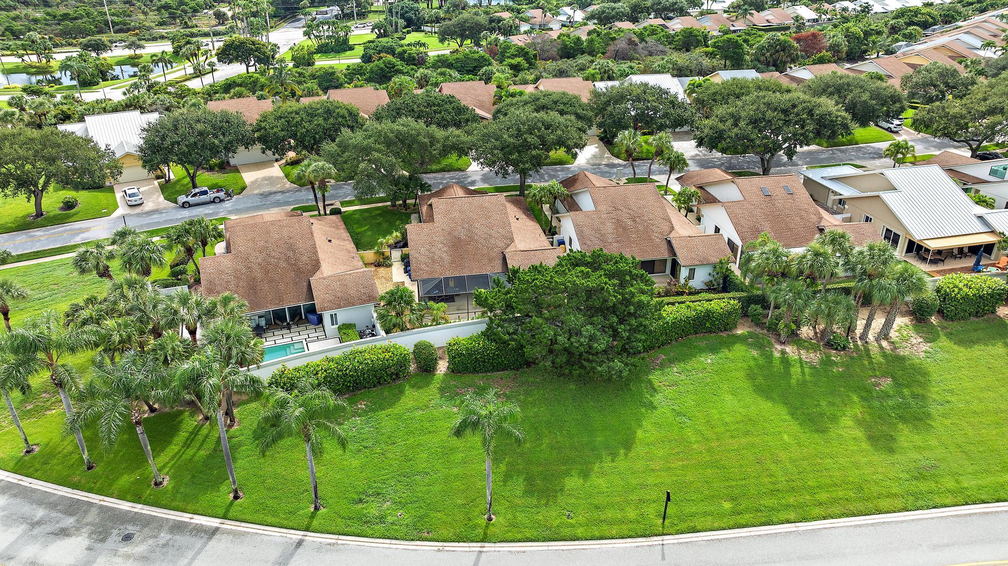 256 Ridge Road Jupiter, FL 33477 - Photo 22 of 26 256 Ridge Road-32