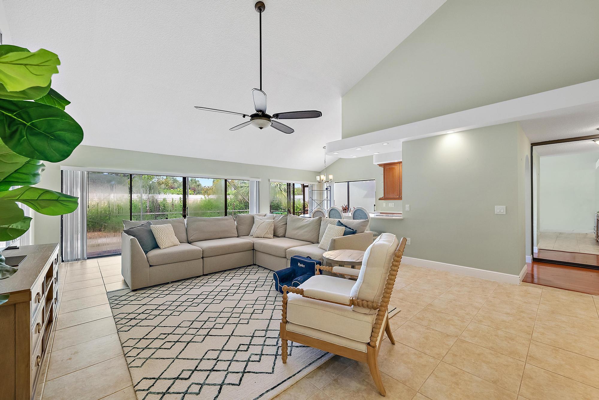 256 Ridge Road Jupiter, FL 33477 - Photo 6 of 26 256 Ridge Road-8