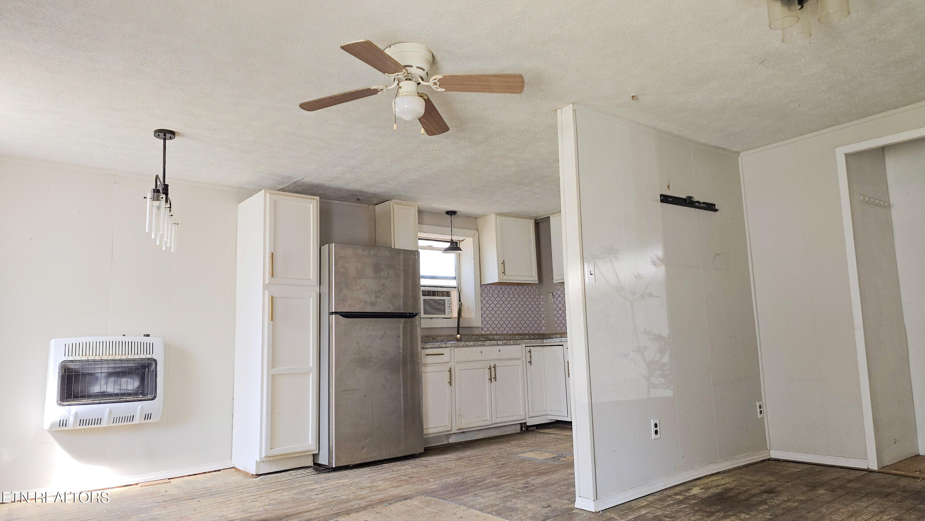 655 Coal Hill Road Harriman, TN 37748 - Photo 5 of 18 20260321_121104