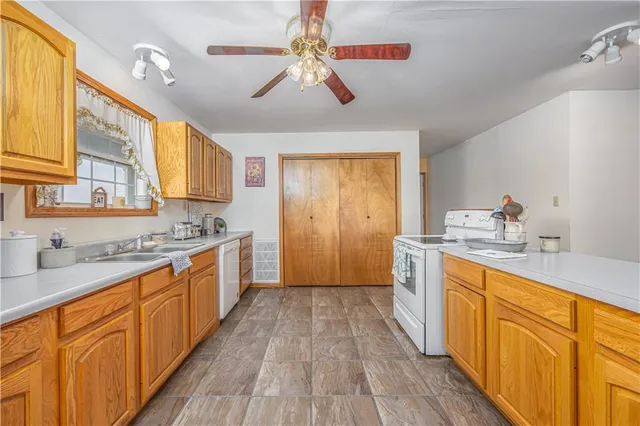 $239,000 | 5670 80th Road, Thayer, KS 66776