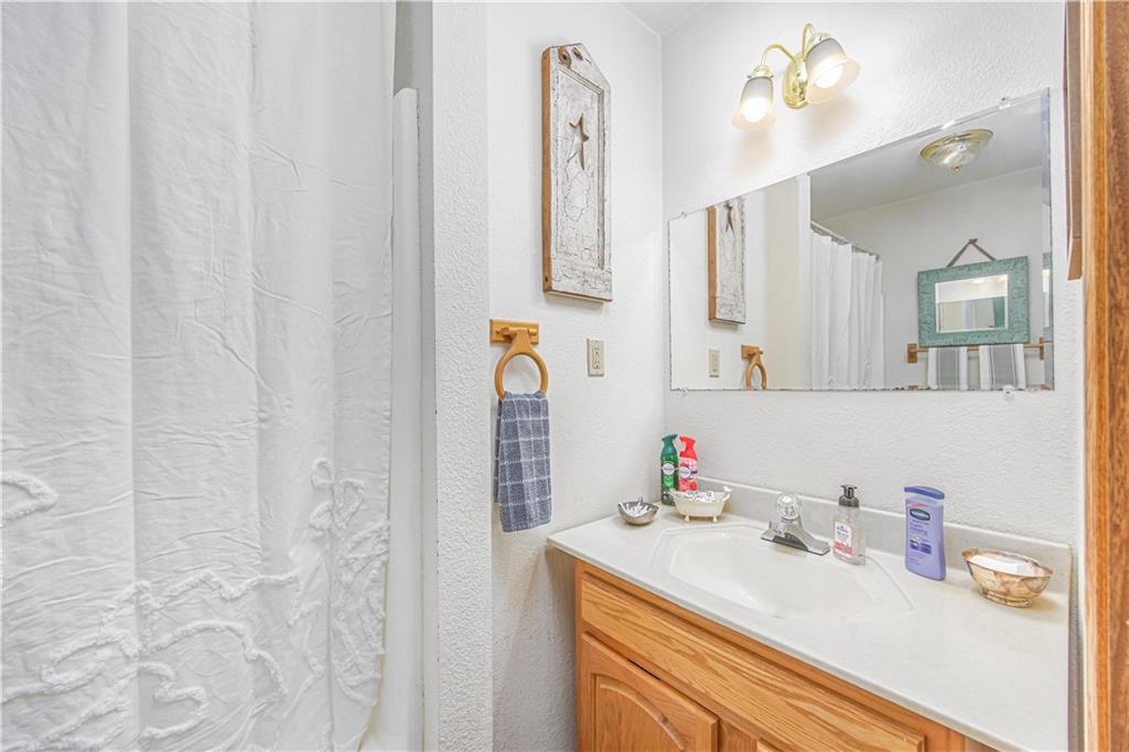 5670 80th Road Thayer, KS 66776 - Photo 20 of 45