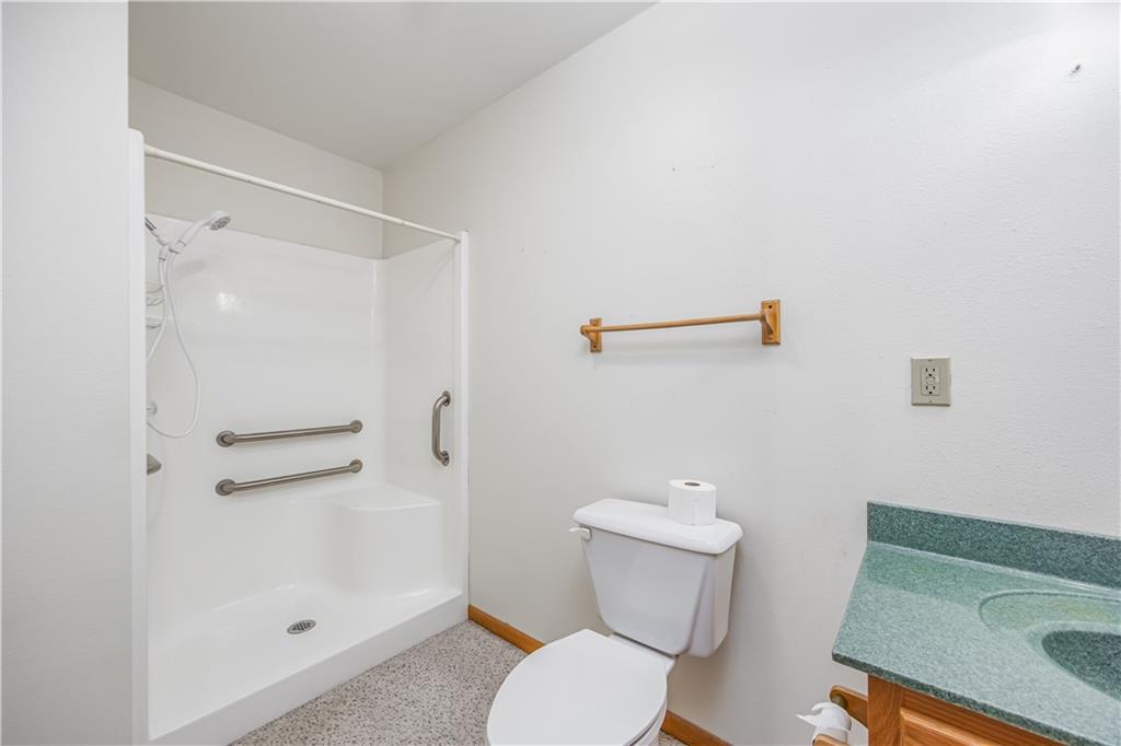 5670 80th Road Thayer, KS 66776 - Photo 31 of 45