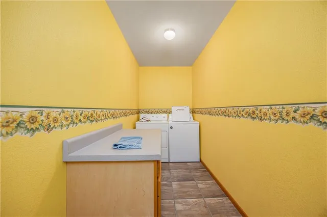 $239,000 | 5670 80th Road, Thayer, KS 66776