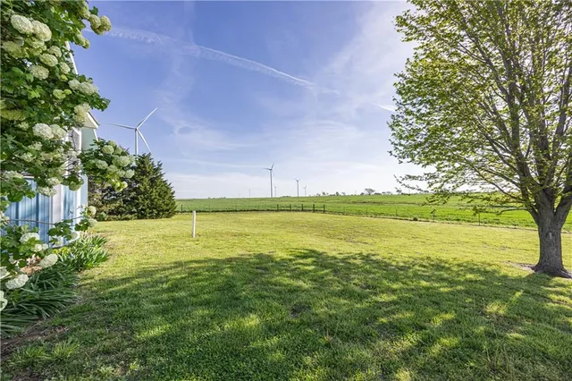 $239,000 | 5670 80th Road, Thayer, KS 66776