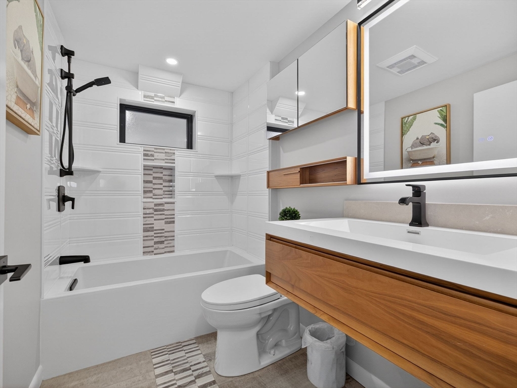 36 Brandley Road Watertown, MA 02472 - Photo 12 of 26