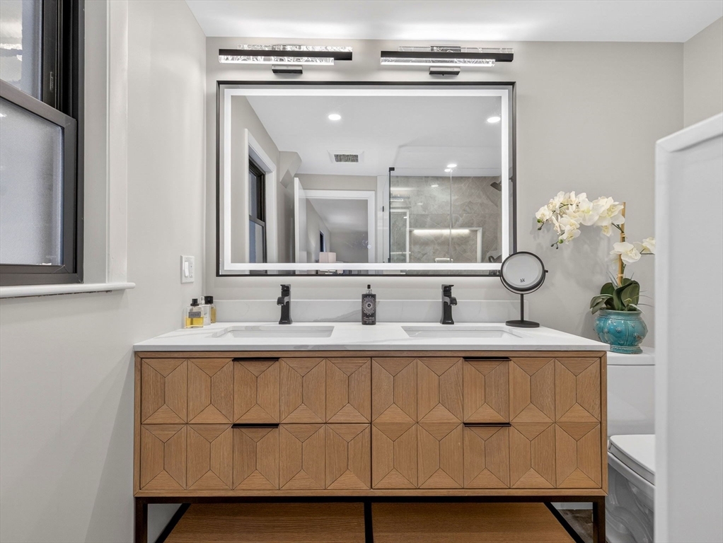 36 Brandley Road Watertown, MA 02472 - Photo 16 of 26