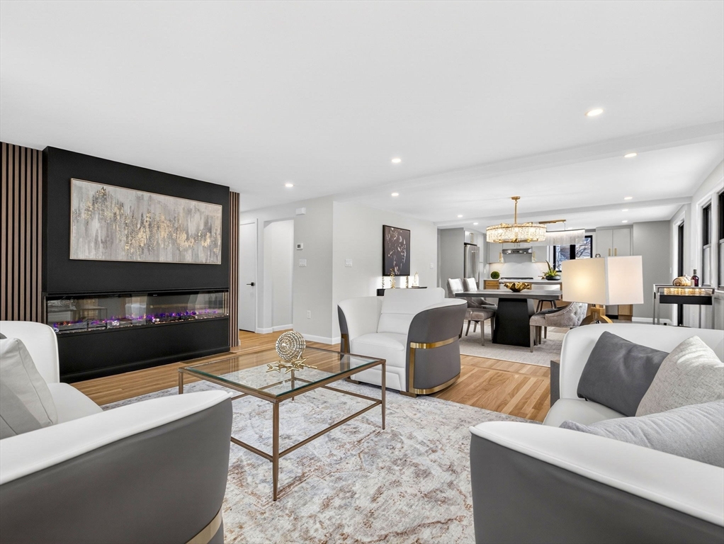 36 Brandley Road Watertown, MA 02472 - Photo 3 of 26