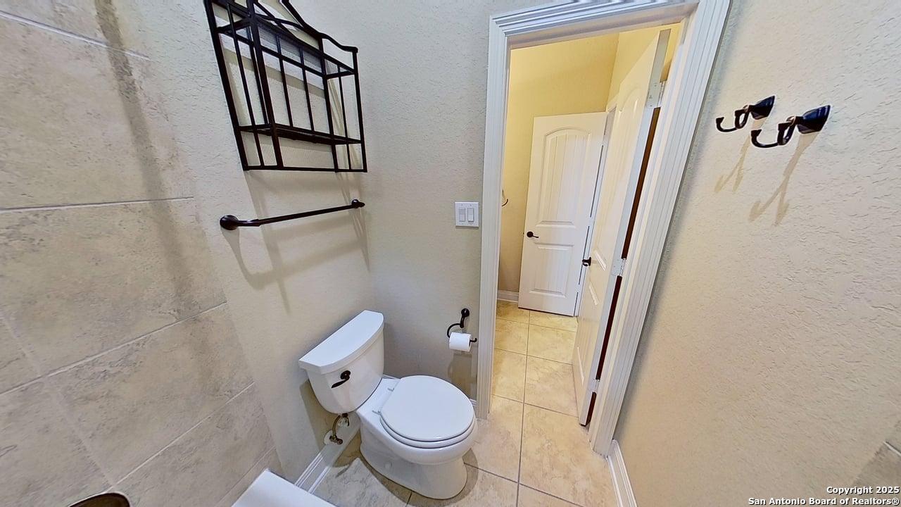 13230 Helotes Circle Helotes, TX 78023 - Photo 22 of 48