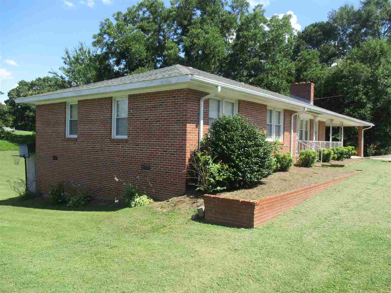 440 Peach Orchard Road Union, SC 29379 - Photo 2 of 22