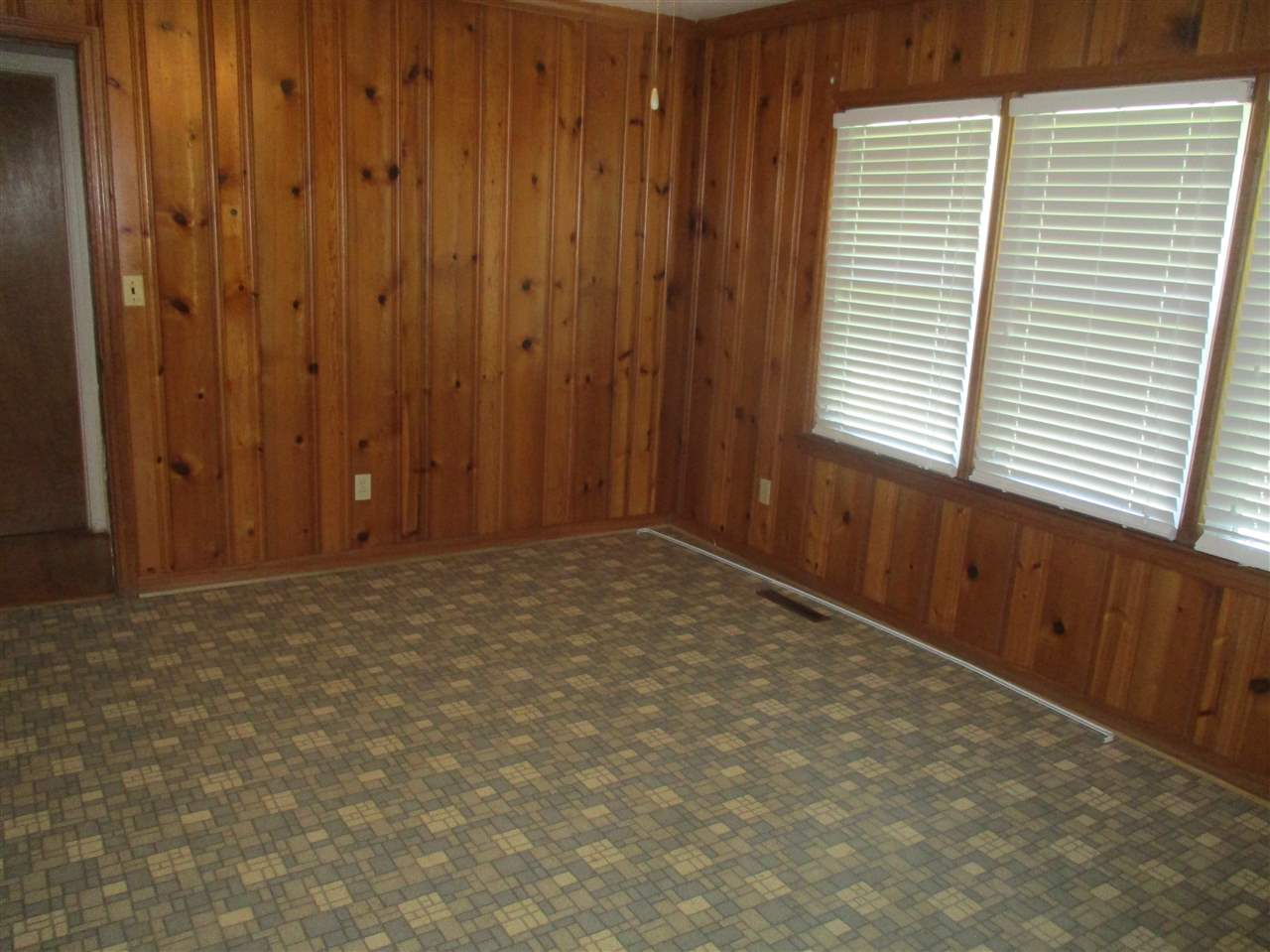 440 Peach Orchard Road Union, SC 29379 - Photo 8 of 22