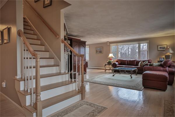 105 Scotland Road Newbury, MA 01951 - Photo 3 of 24 a living room with furniture and a window