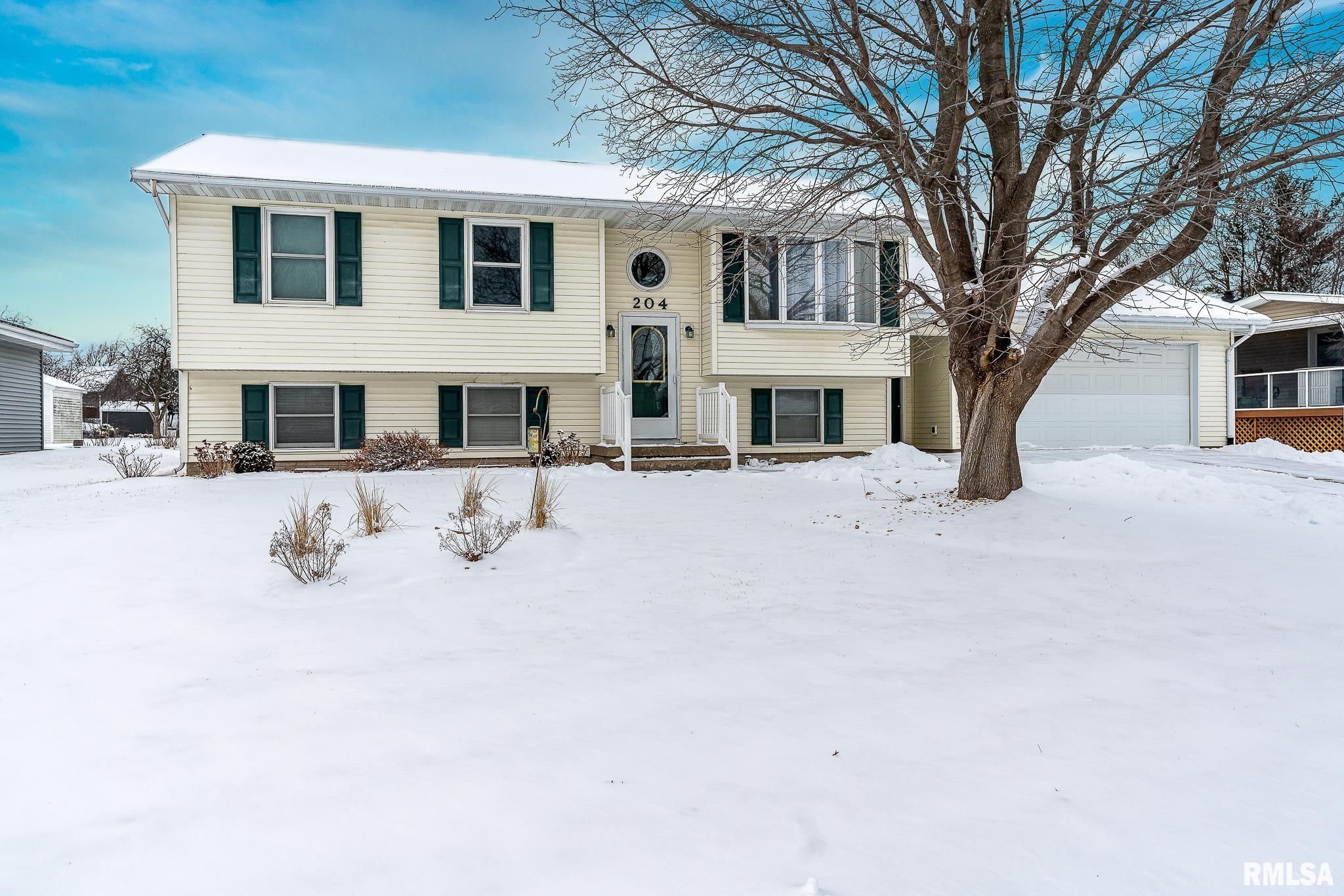 204 Baker Street Fulton, IL 61252 - Photo 1 of 20 Gallery Image 1