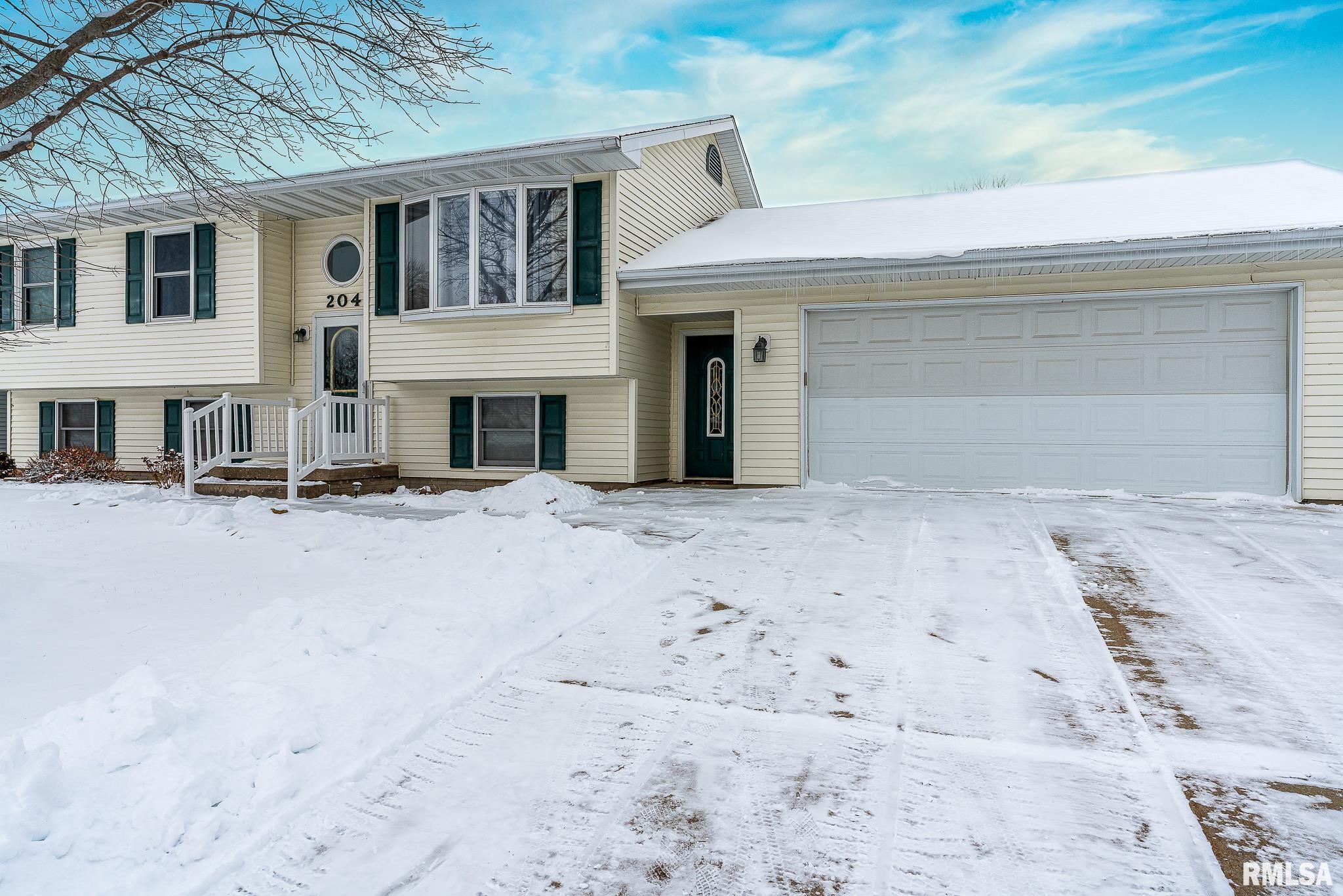 204 Baker Street Fulton, IL 61252 - Photo 2 of 20 Gallery Image 2
