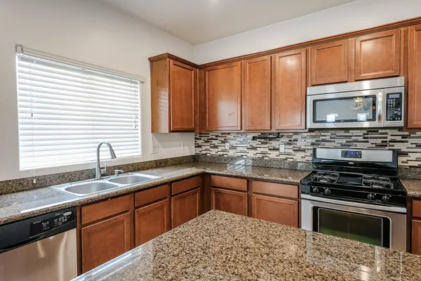 $2,295 | 12039 West Leather Lane, Peoria, AZ 85383