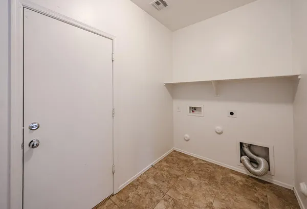 $2,295 | 12039 West Leather Lane, Peoria, AZ 85383