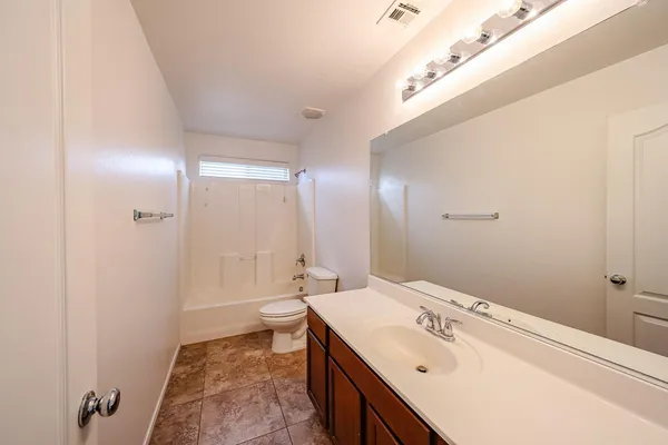 $2,295 | 12039 West Leather Lane, Peoria, AZ 85383
