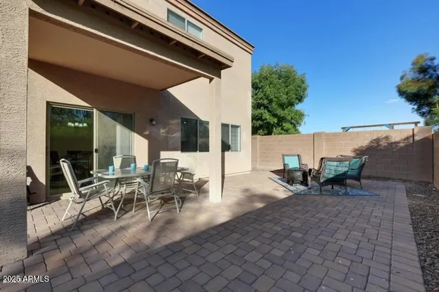 $2,295 | 12039 West Leather Lane, Peoria, AZ 85383