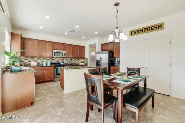 $2,295 | 12039 West Leather Lane, Peoria, AZ 85383
