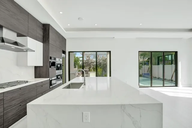 $2,799,000 | 4524 Sea Grape Drive, Unit 1, Lauderdale-by-the-Sea, FL 33308