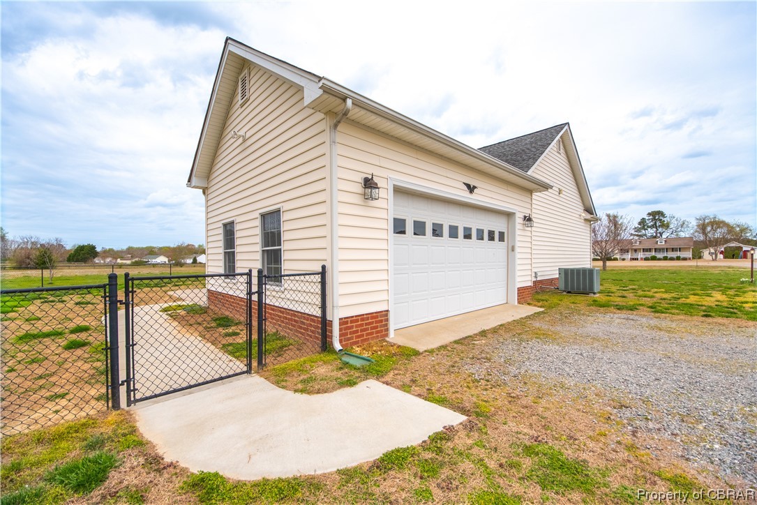 52 Hill Crest Road Wake, VA 23176 - Photo 3 of 32 Gallery Image 3