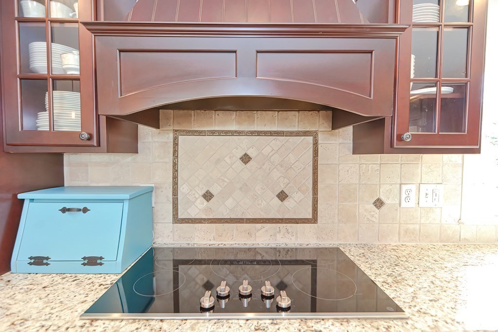 34 Eastview Road Hopkinton, MA 01748 - Photo 11 of 41 Gallery Image 11