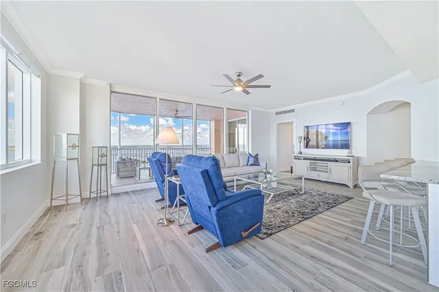 $1,075,000 | 2104 West First Street, Unit 1701, Fort Myers, FL 33901