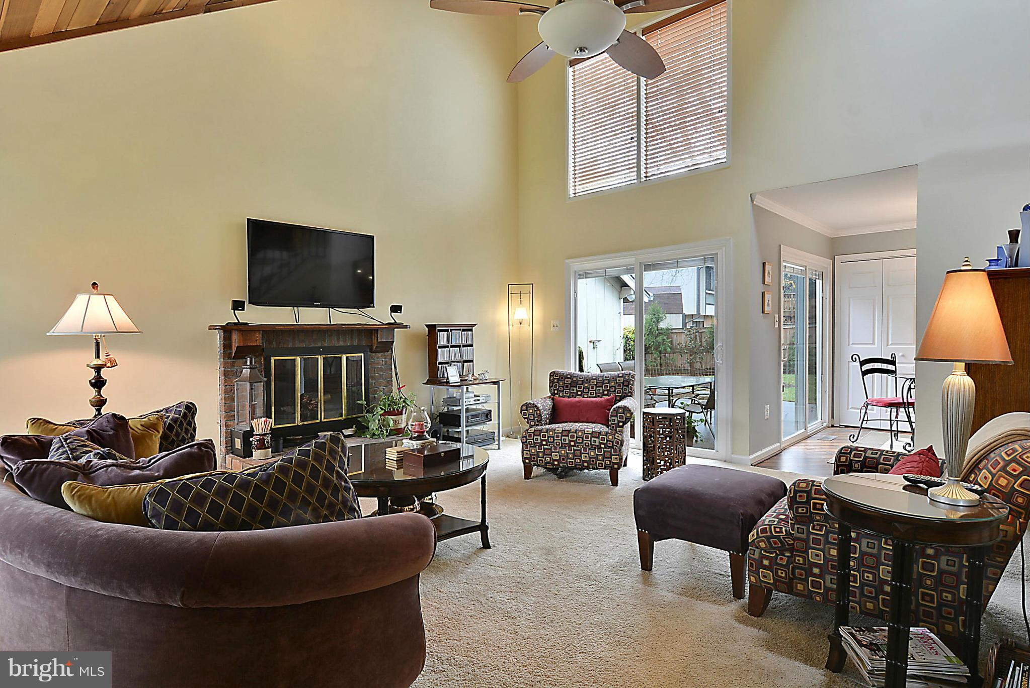 7708 Anderson Court Manassas, VA 20109 - Photo 11 of 30 Family Room